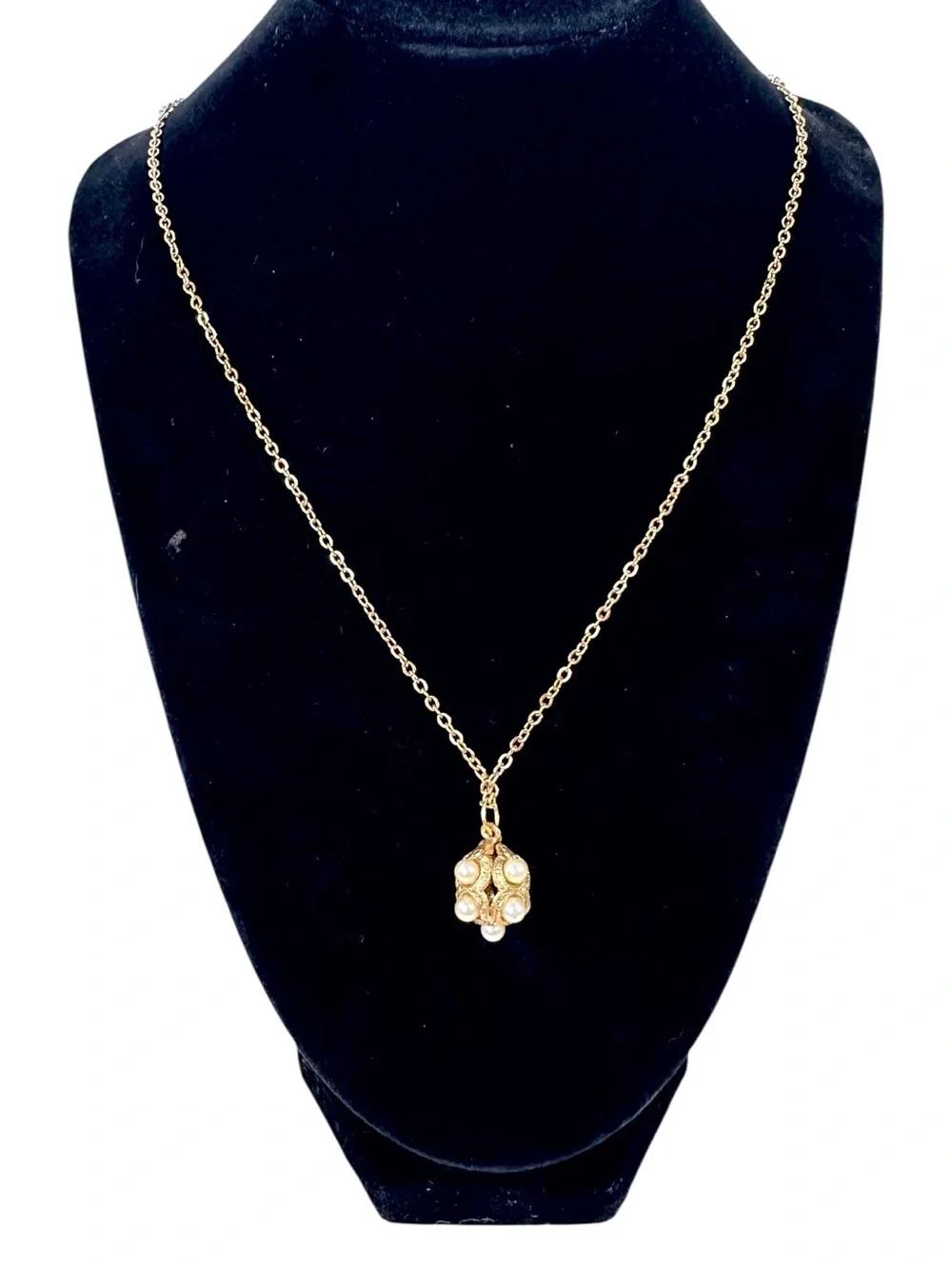 💛Vintage Faux Pearl Filigree Ball Pendant Necklace